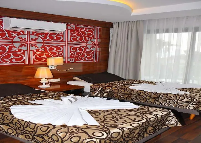 Hotel Bayar Garden 5*